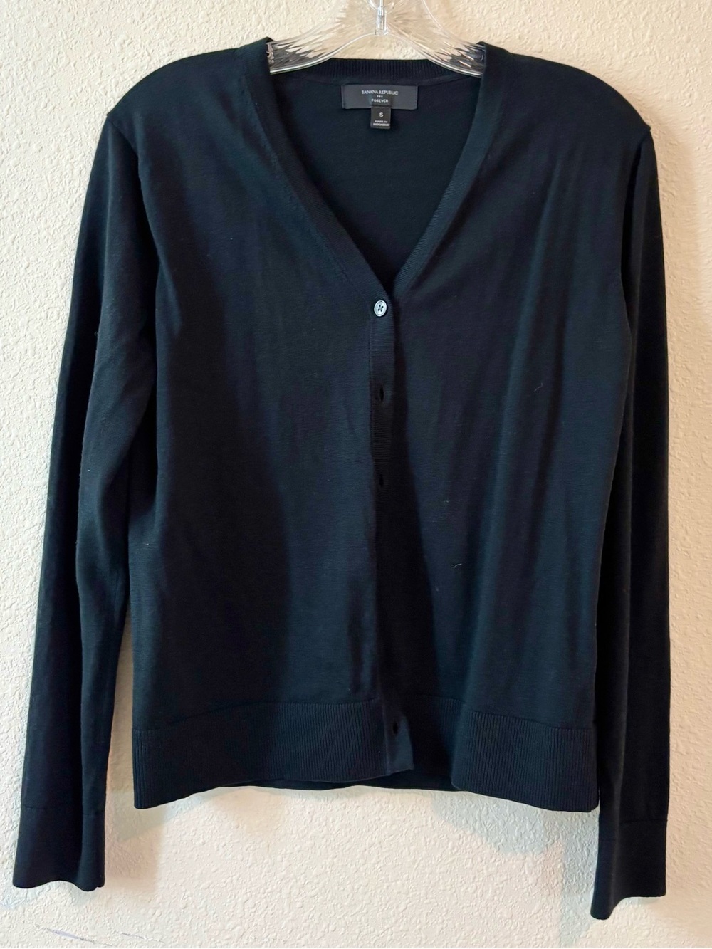 Banana Republic Black V-Neck Button Cardigan Sweater, Size S